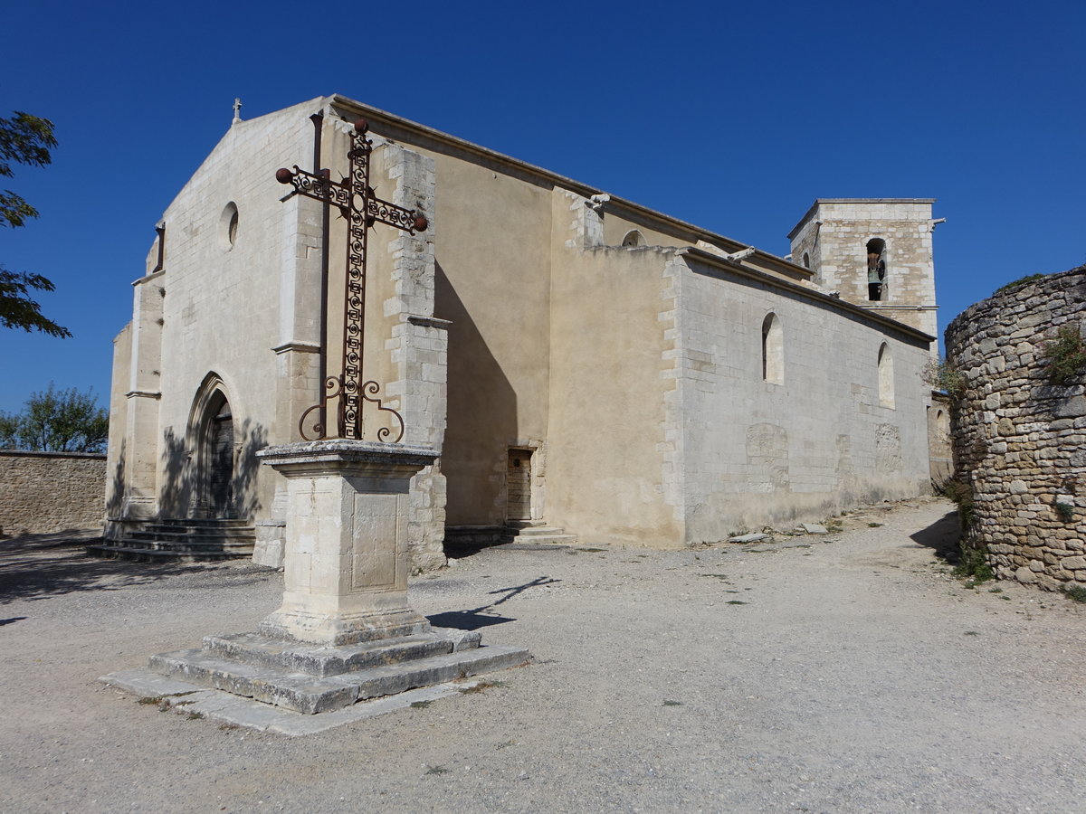 Menerbes, gotische Kirche Saint-Luc aus dem 14. Jahrhundert (24.09.2017)