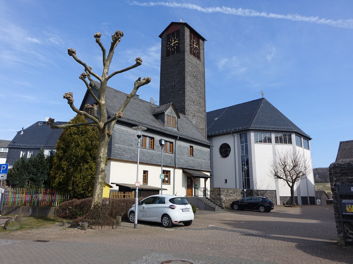 Mengerskirchen, Pfarrkirche St. Maria Magdalena, erbaut 1959 (13.03.2022)