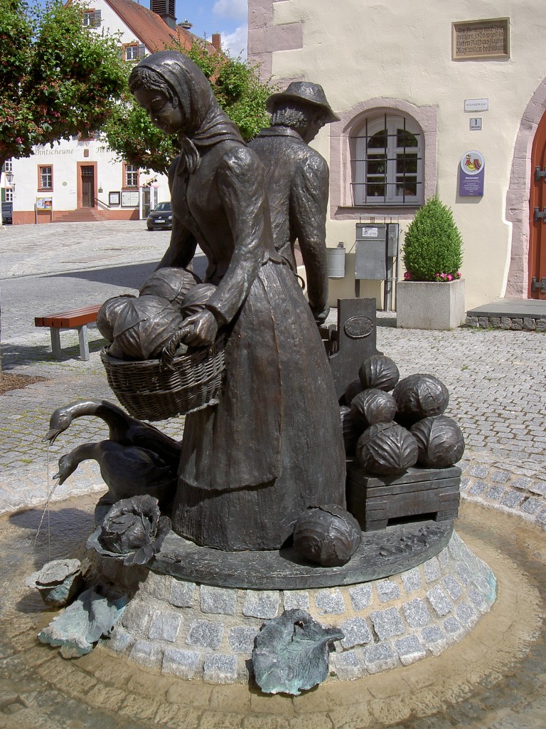 Merkendorf, Krautbrunnen, aufgestellt 1991 (16.06.2013)