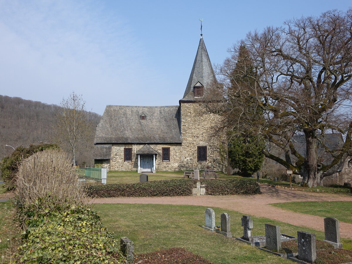 Michelbach, alte evangelische Kirche, erbaut im 12. Jahrhundert (20.03.2022)