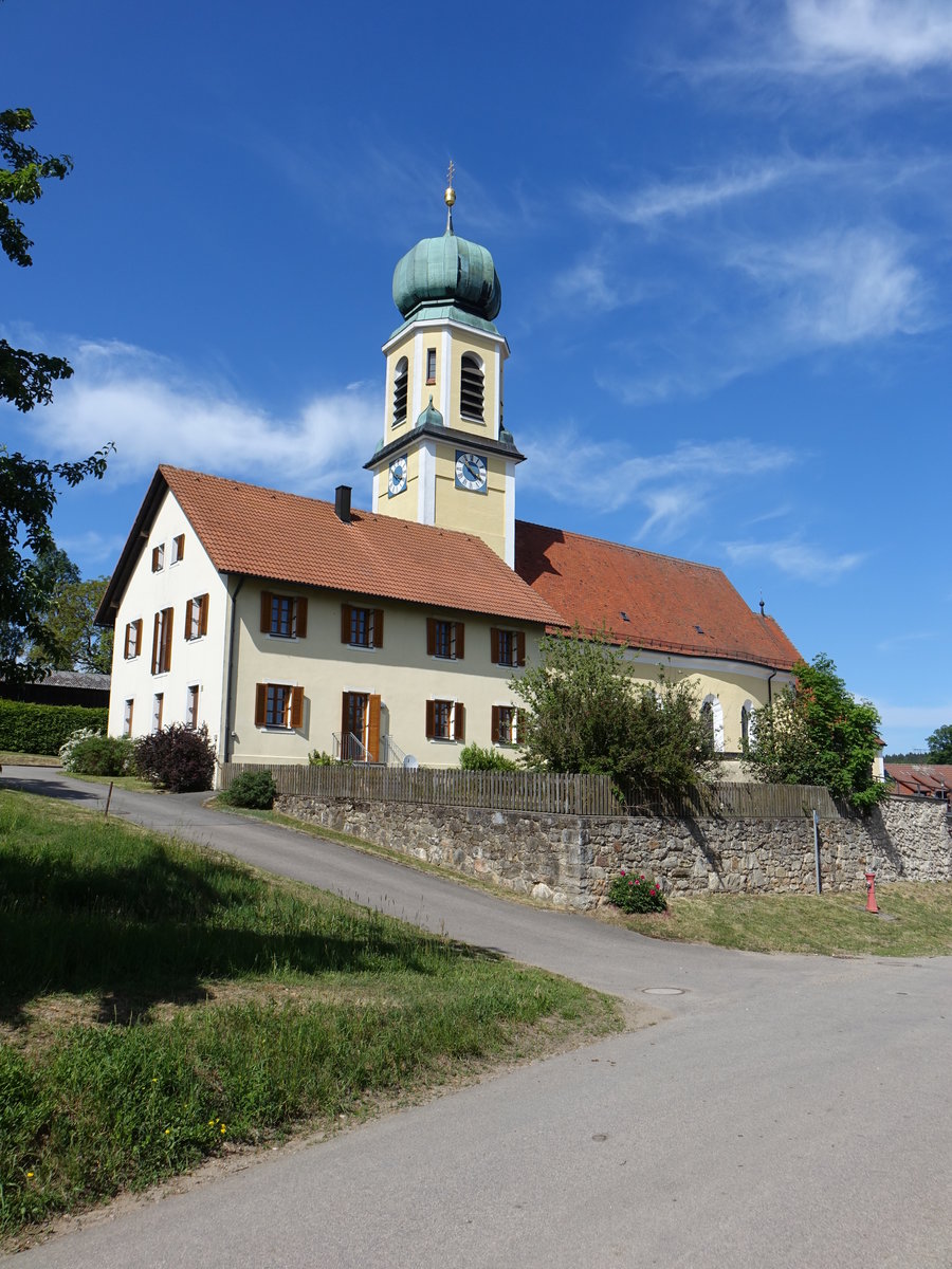 Miesbrunn, Pfarrkirche St. Wenzelslaus, erbaut 1912 (20.05.2018)