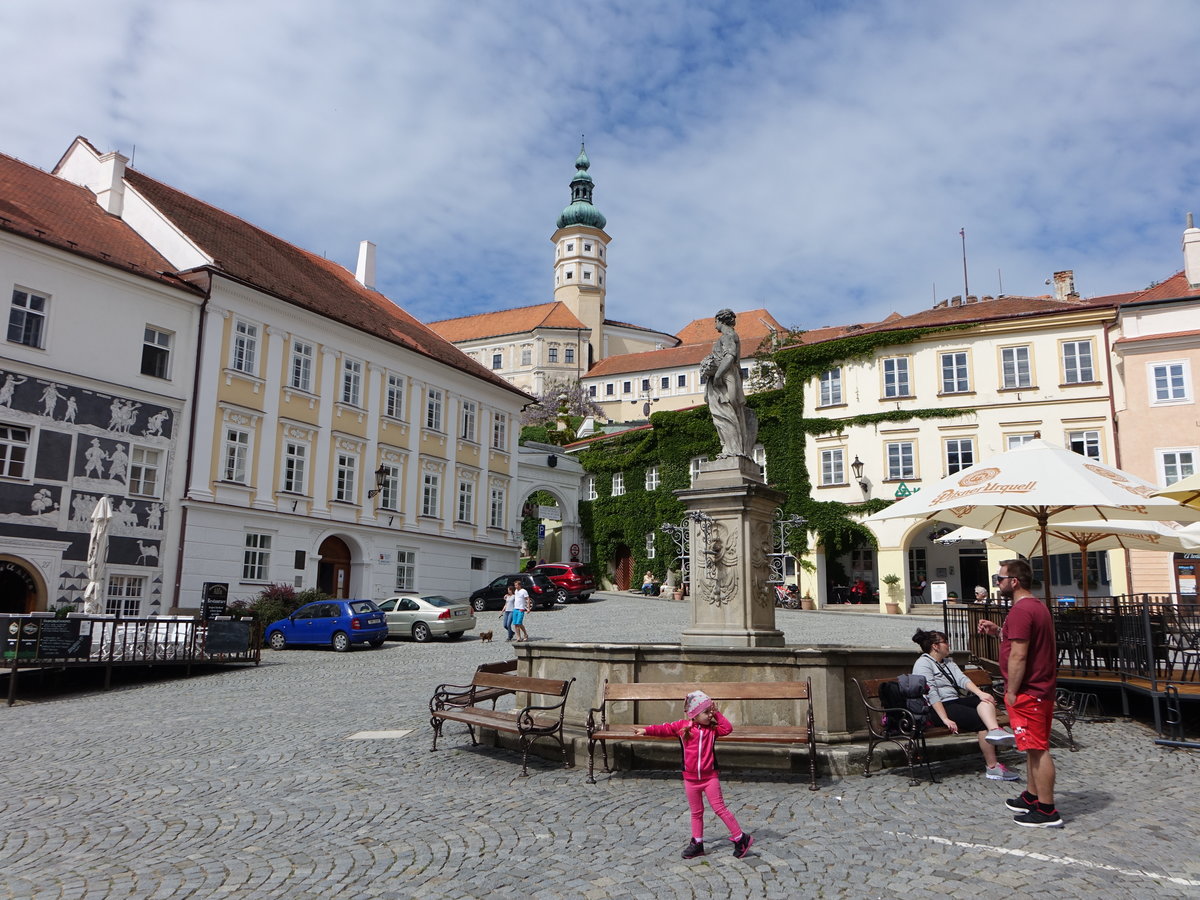 Mikulov/ Nikolsburg, Pomonabrunnen am Hauptplatz (31.05.2019)