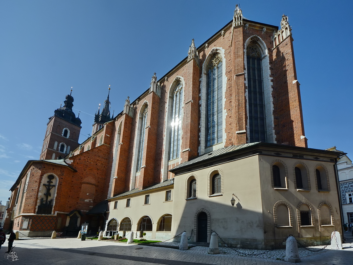 Mit dem Bau der Marienbasilika in Krakau wurde am Ende des 13. Jahrhunderts begonnen. (Mrz 2014)