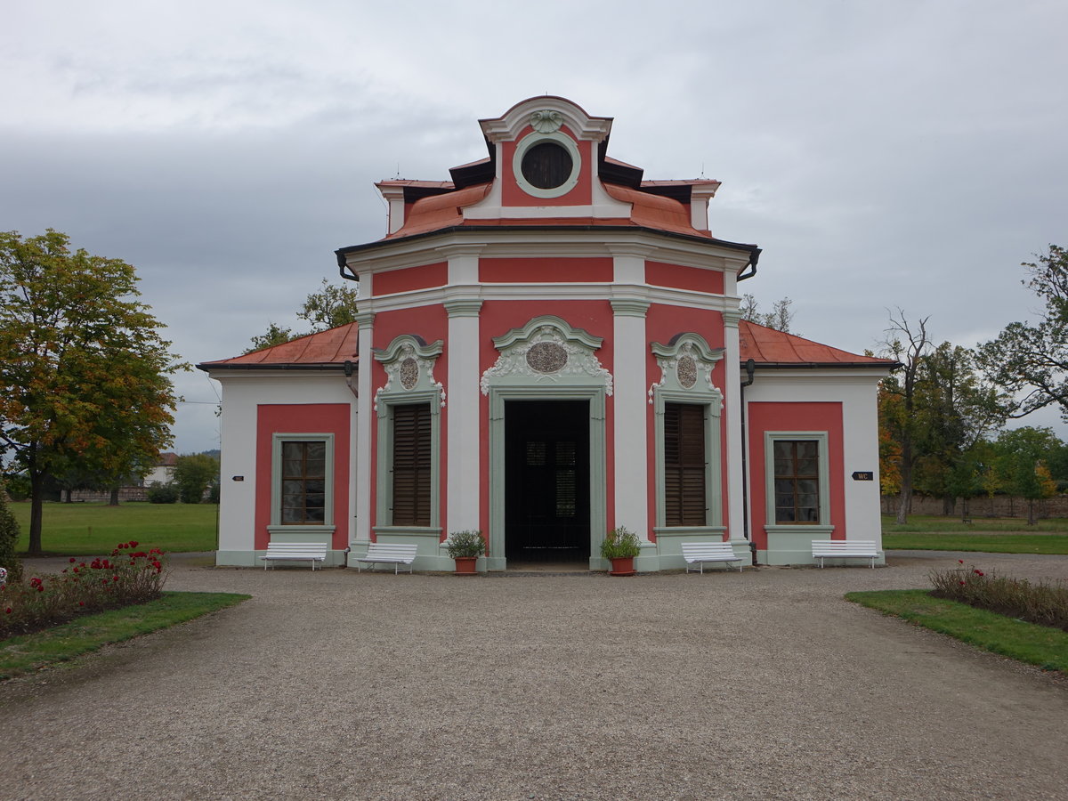 Mnichovo Hradiste / Mnchengrtz, Schlokapelle im Schlopark (27.09.2019)