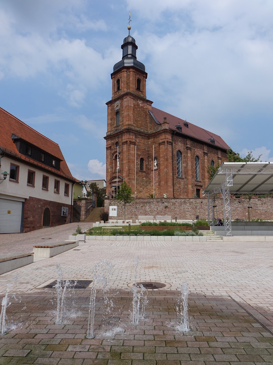 Mmlingen, alte Pfarrkirche St. Martin, erbaut von 1774 bis 1777 (13.05.2018)