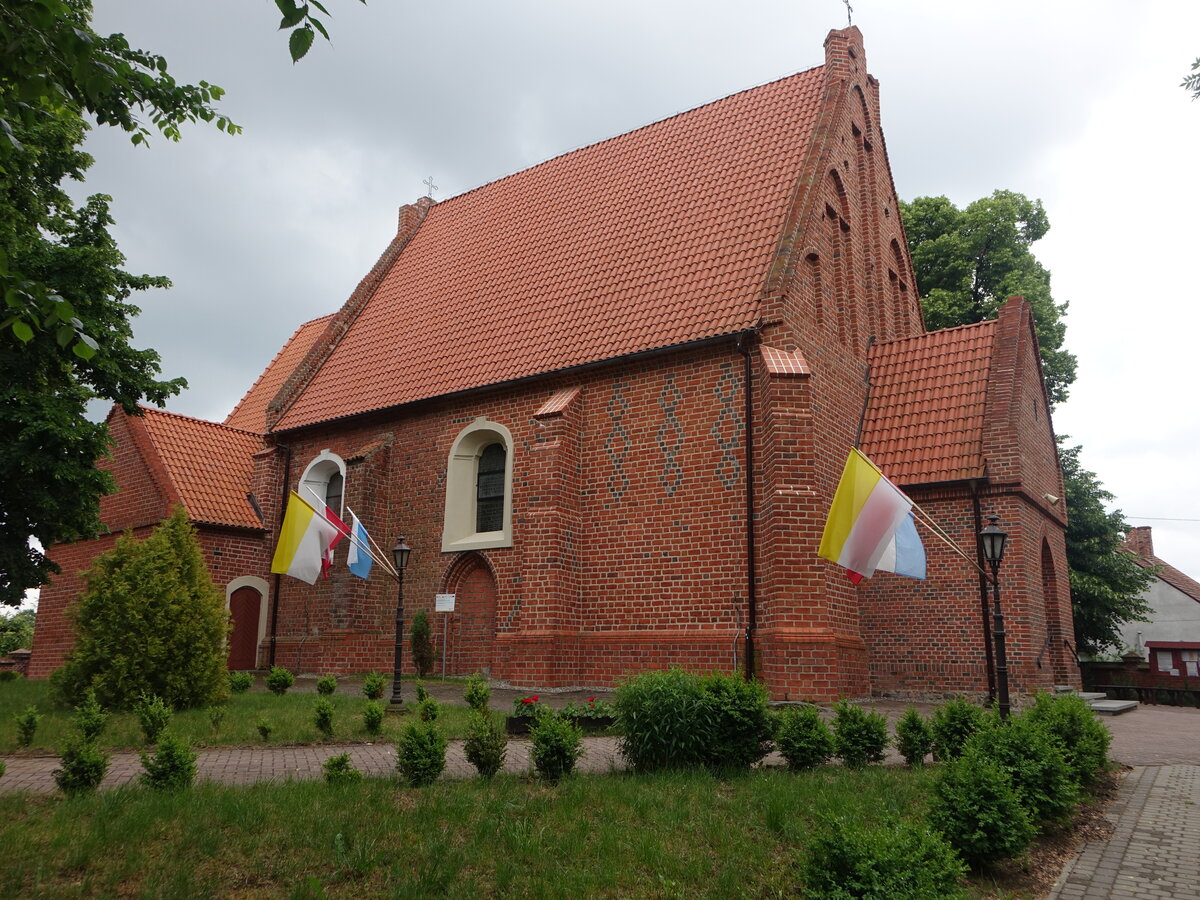Mogilno, gotische Pfarrkirche St. Jakobus, erbaut 1398 (12.06.2021)