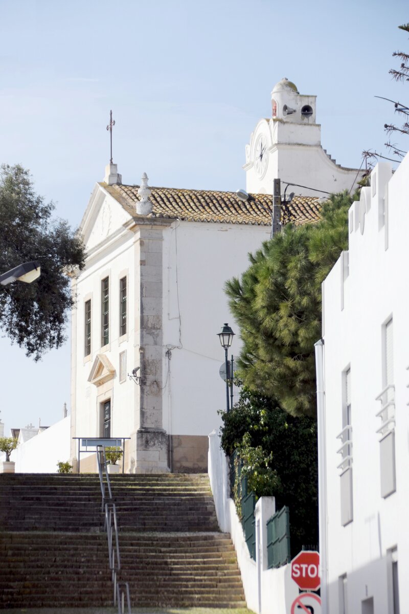 MONCARAPACHO e FUSETA, Gemeindeteil Fuseta (Concelho de Olho), 06.02.2020, Blick auf die Igreja Matriz da Fuseta