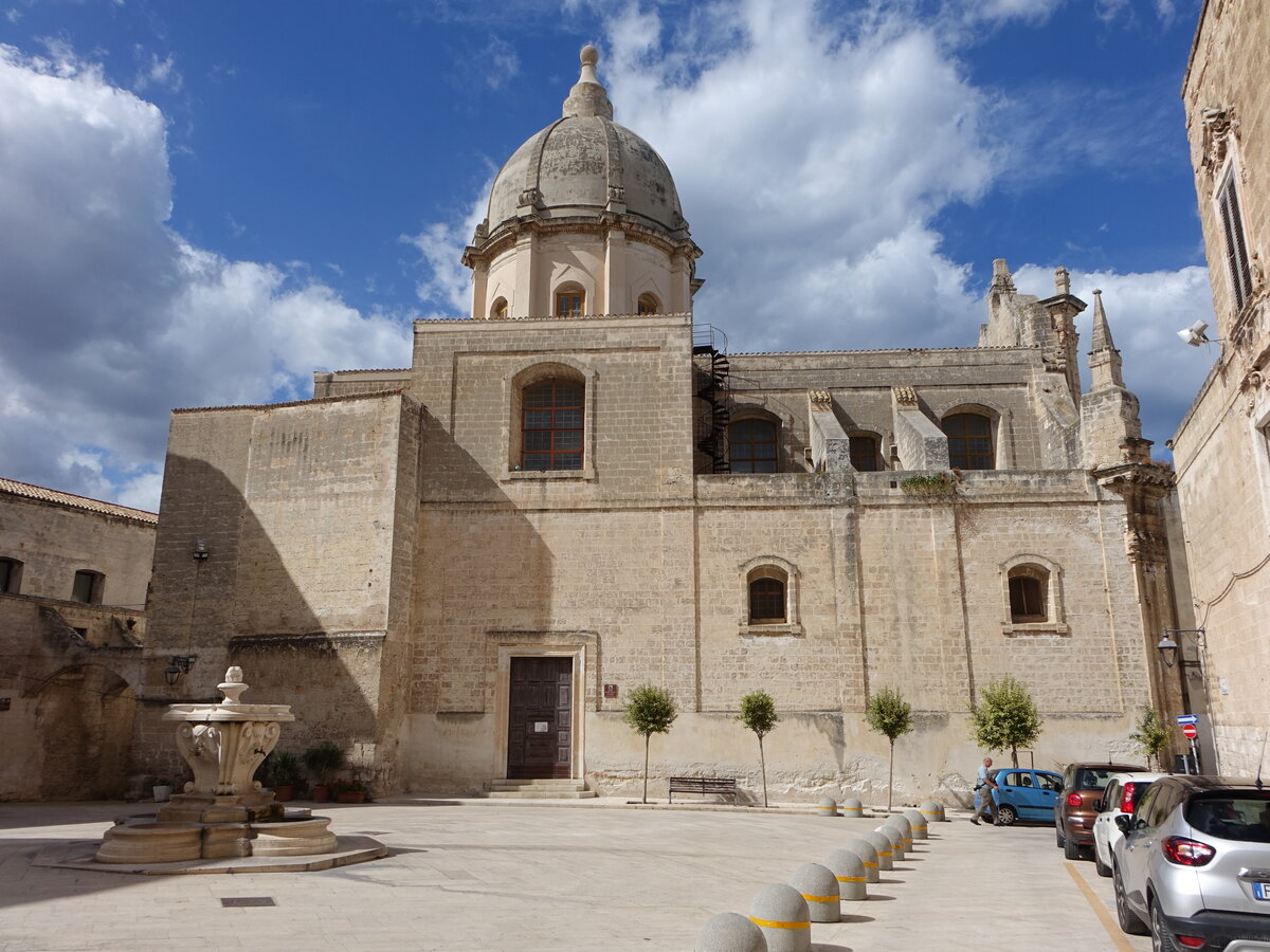 Monopoli, Pfarrkirche San Teresa am Largo Palmieri (28.09.2022)