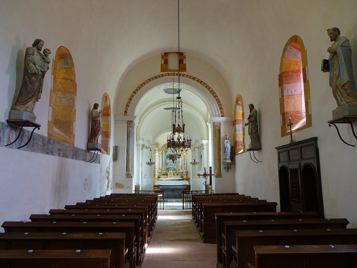 Montceaux-l´Etoile, Innenraum der St. Pierre et Paul Kirche (22.09.2016)