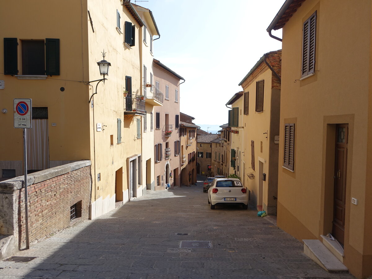Montepulciano, Huser in der Via dei Poggiolo (21.05.2022)