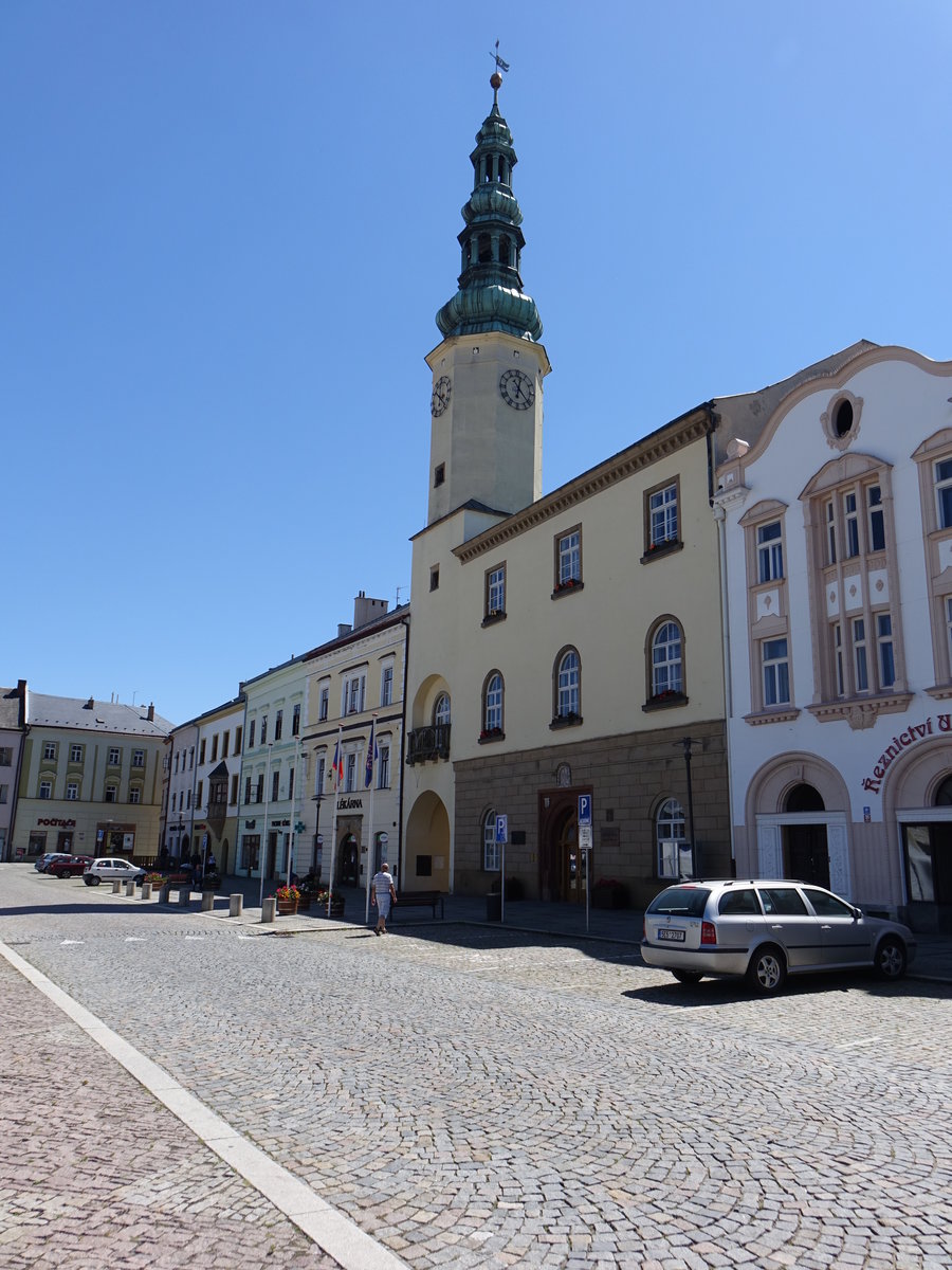 Moravska Trebova / Mhrisch-Trbau, Rathaus am Masaryka Namesti (01.08.2020)