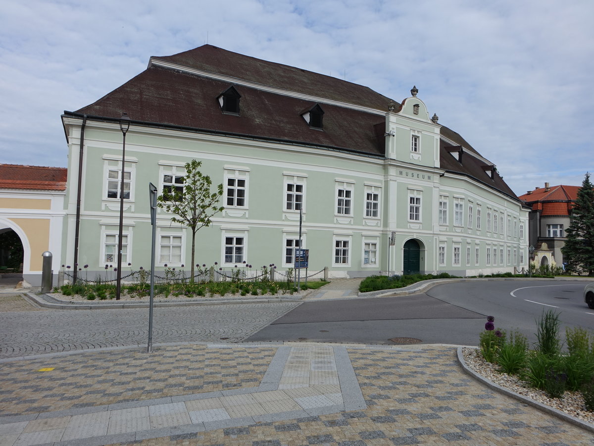 Moravske Budejovice, Schloss Budwitz, erbaut durch Rudolf Heinrich von Schaumburg (30.05.2019)