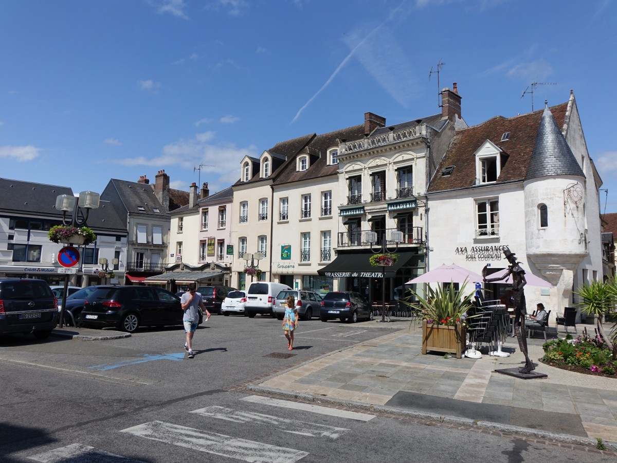 Mortagne-au-Perche, Rue de Sainte-Croix (17.07.2015)