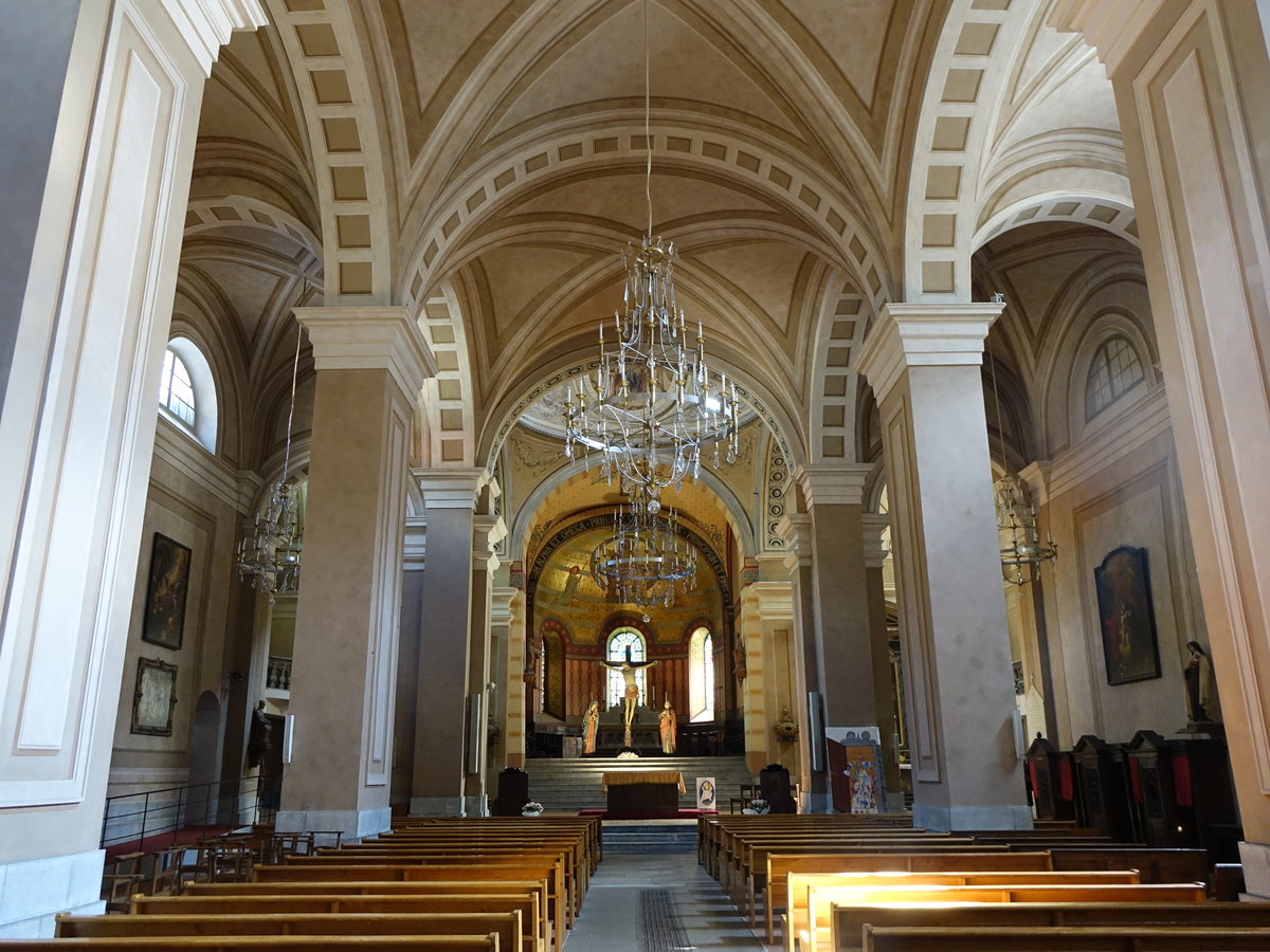 Moutiers, Innenraum der Kathedrale St. Pierre (24.09.2016)