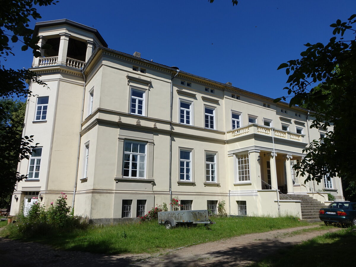 M�hlenbeck, Gutshaus in der Parkstra�e, erbaut 1860 (21.06.2026)