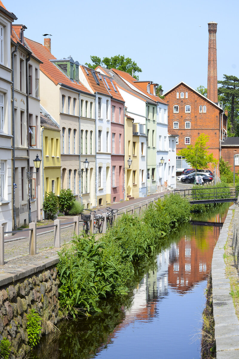 Mhlengrube in der Altstadt von Wismar. Aufnahme: 18. Juni 2022.