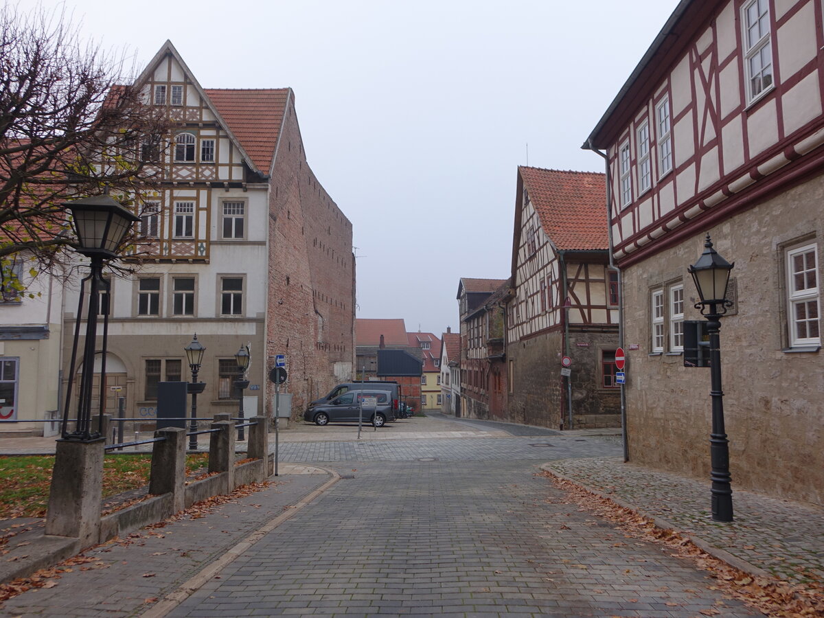 Mhlhausen, Fachwerkhuser in der Marktgasse (13.11.2022)