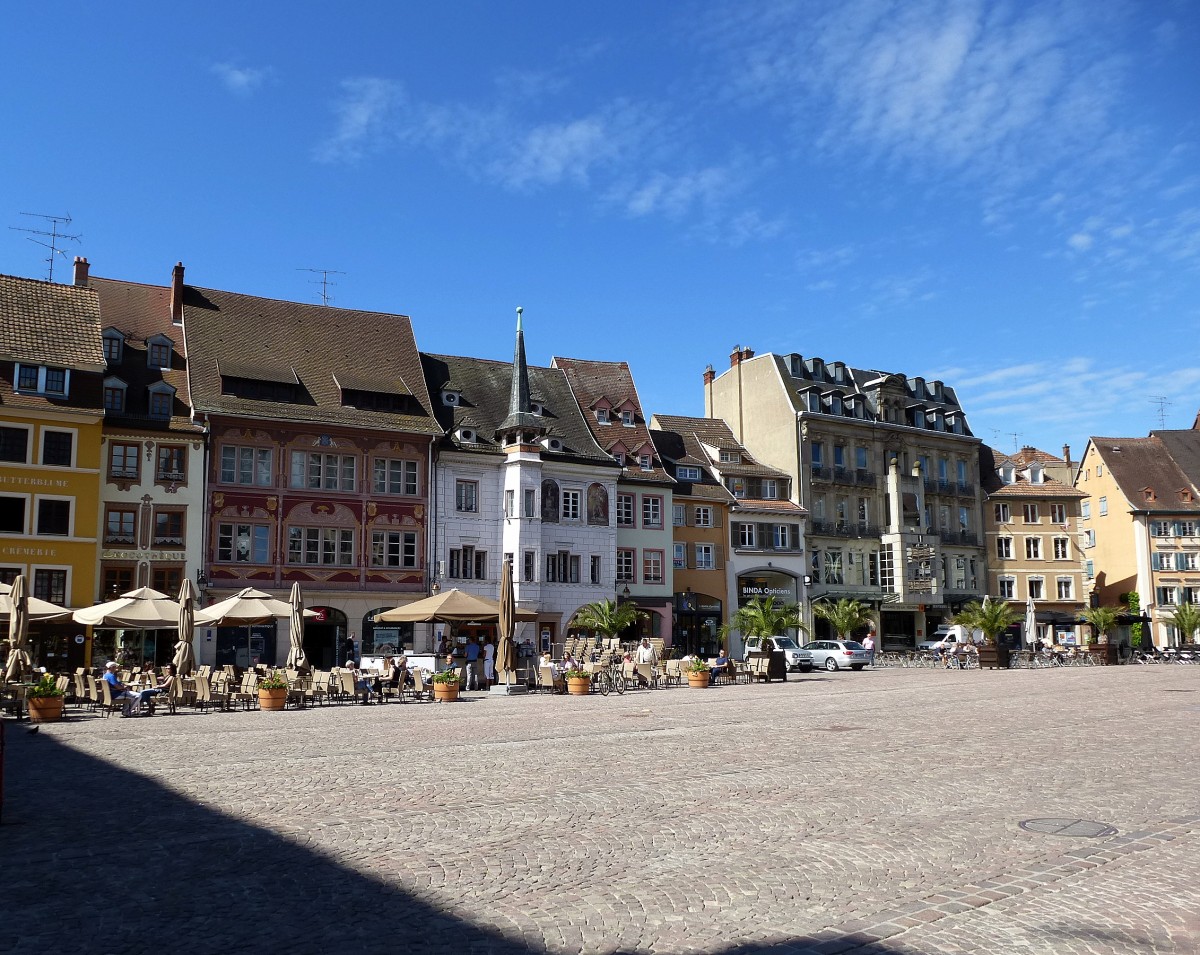 Mlhausen (Mulhouse), Huserzeile am Rathausplatz, Mai 2014