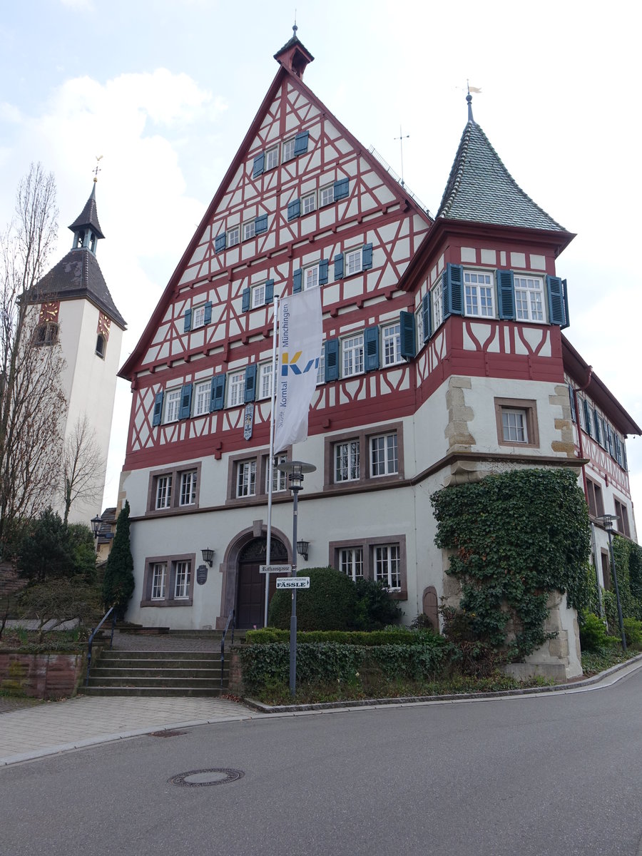 Mnchingen, altes Rathaus von 1687 (10.04.2016)