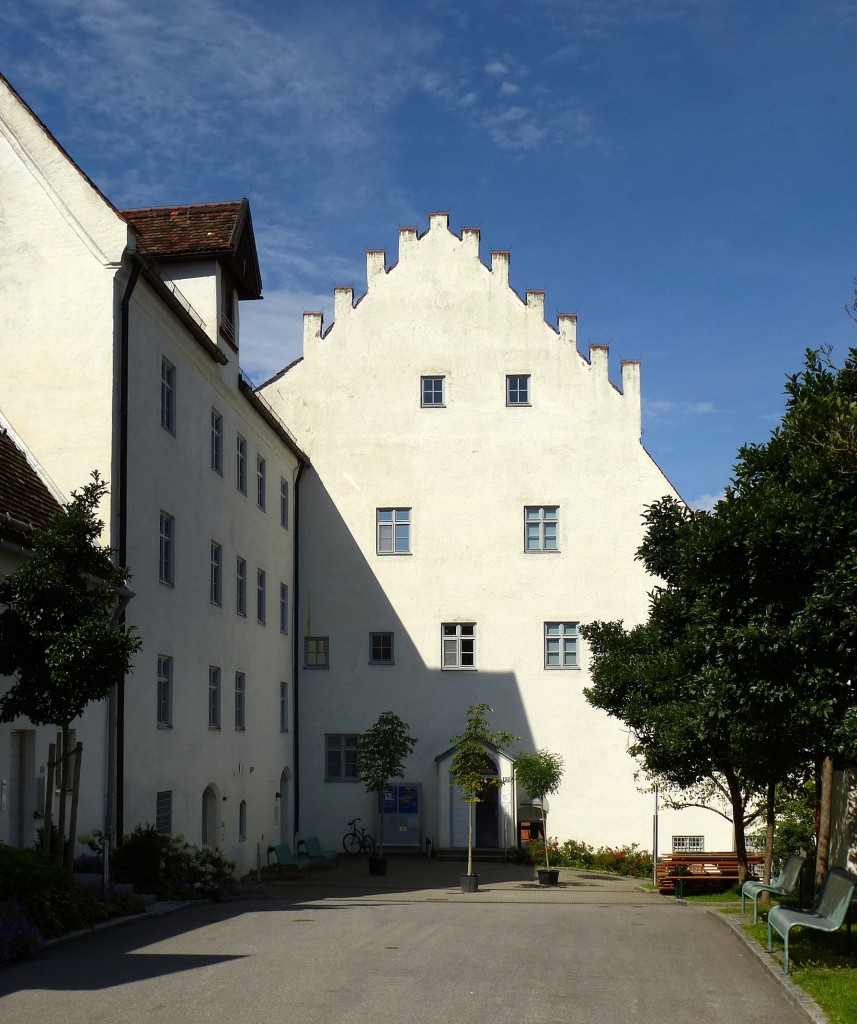 Murnau, Schlo Murnau mit dem 1993 erffneten Schlomuseum, Aug.2014