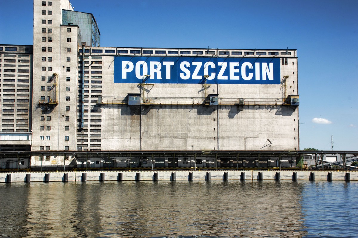 Nab. Niemieckie, Szczecin - Stettiner Hafen.

Aufnahmedatum: 24. Mai 2015.