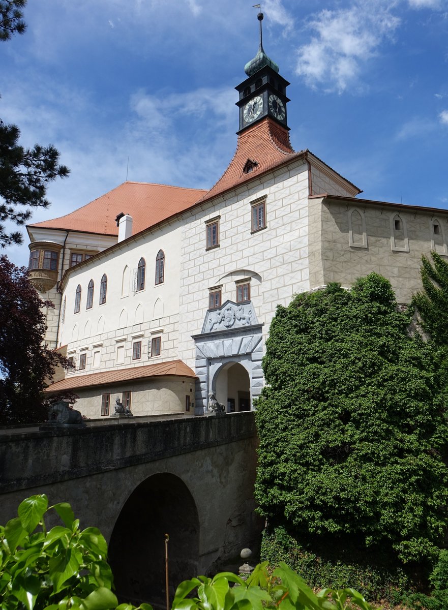 Namest nad Oslavou, Renaissance Schloss Namiest, erbaut von 1565 bis 1578 fr die Herren von Zarotin (30.05.2019)