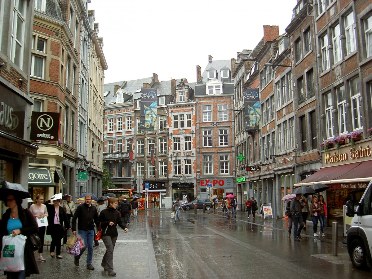 Namur, Huser in der Rue de l`Ange (28.06.2014)