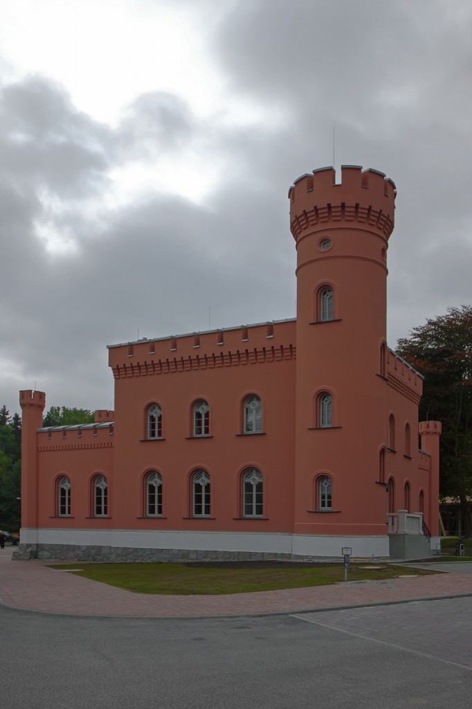 Naturerbe Zentrum Rgen, die alte Frsterei bei Prora im neuen Glanz. - 22.09.2013