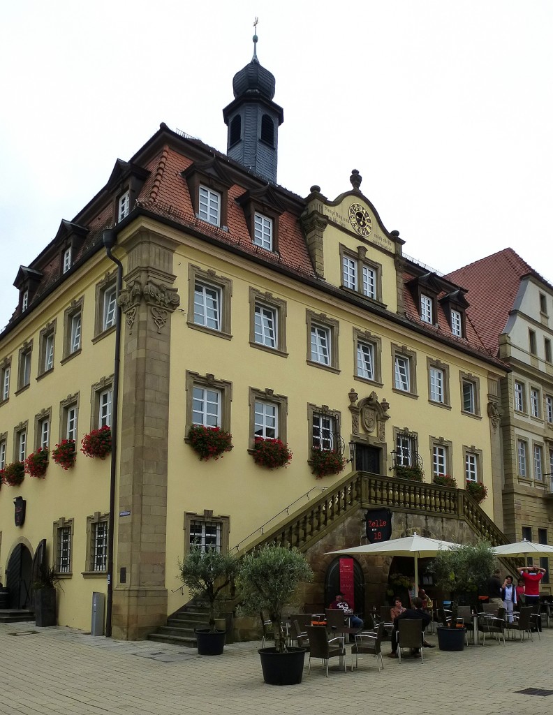 Neckarsulm, das Rathaus, erbaut 1781-82, die ca. 26.000 Einwohner zhlenden Stadt im Kraichgau wurde bereits 771 erstmals urkundlich erwhnt, Sept.2014