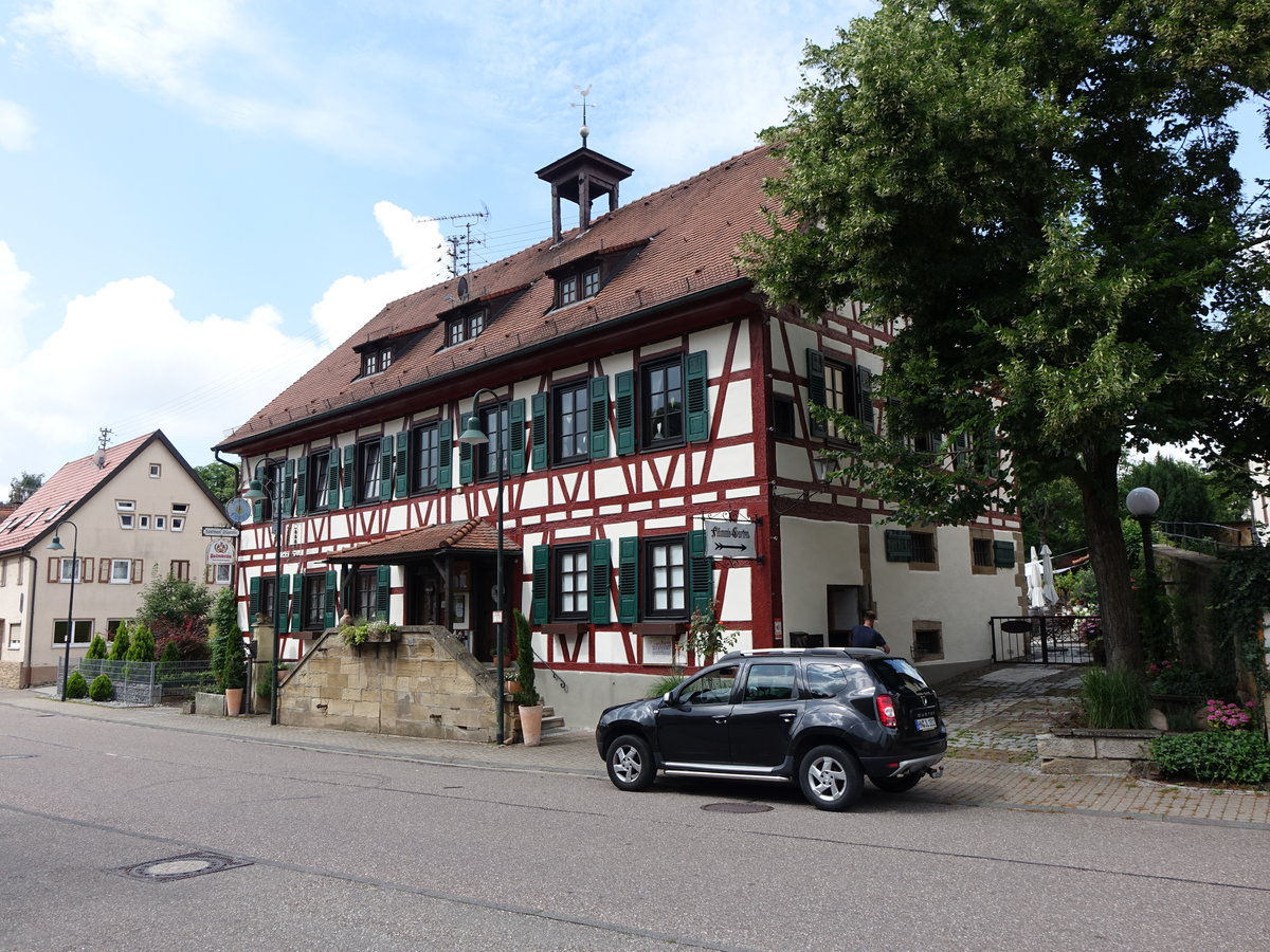 Neipperg, altes Rathaus, erbaut 1835, seit 1983 Gaststtte Flmmle (24.07.2016)