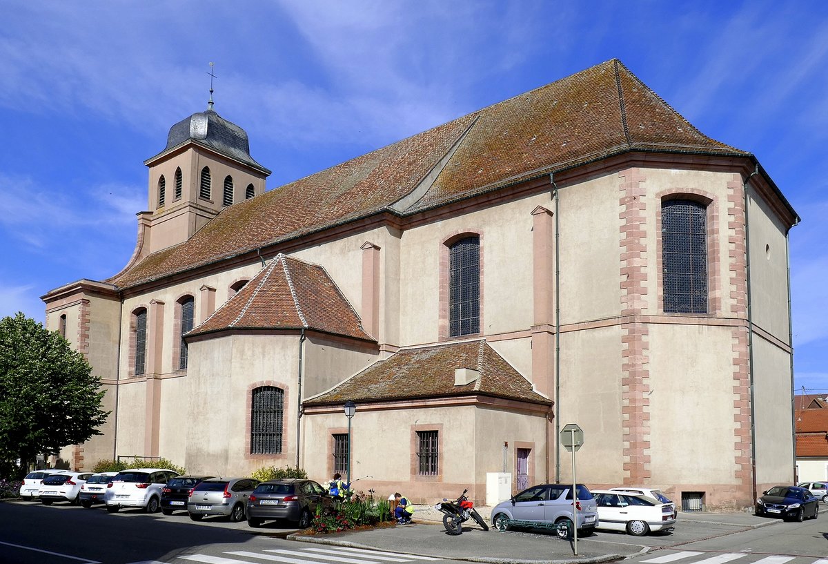 Neubreisach, die Knigliche Kirche des Heiligen Ludwig, 1731-36 erbaut, nach Kriegszerstrung 1975 wieder aufgebaut, Juli 2020