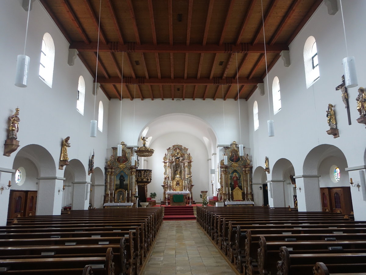 Neufahrn, neubarocke Ausstattung in der Pfarrkirche Maria Himmelfahrt (28.02.2017)