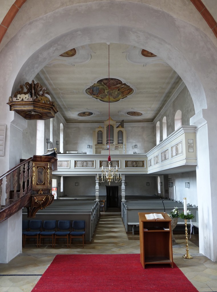 Neukirchen, Innenraum der Ev. St. Peter und Paul Kirche (05.04.2015)