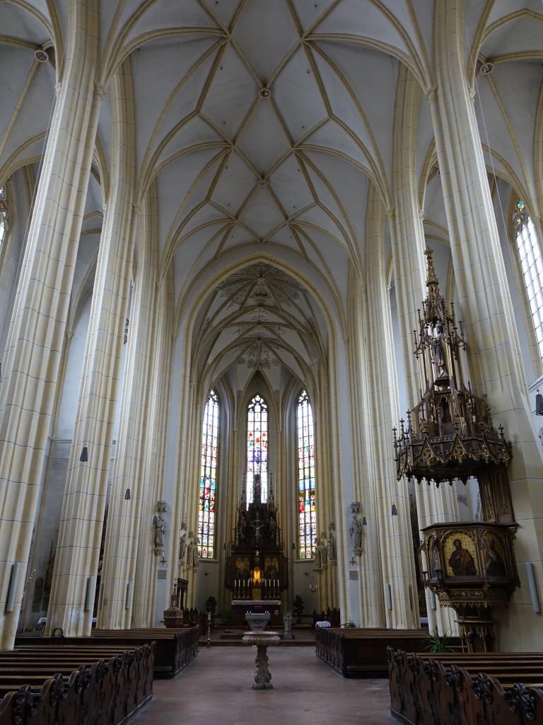 Neutting, Mittelschiff der Stadtkirche St. Nikolaus (14.02.2016)