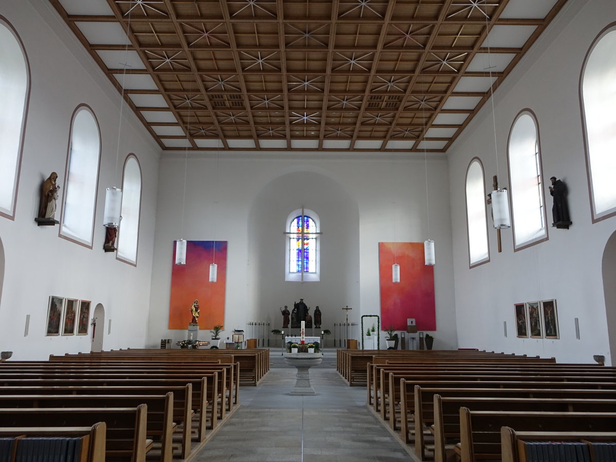 Neureichenau, Innenraum der kath. Pfarrkirche St. Leonhard, erbaut von 1834 bis 1838 (21.10.2018)