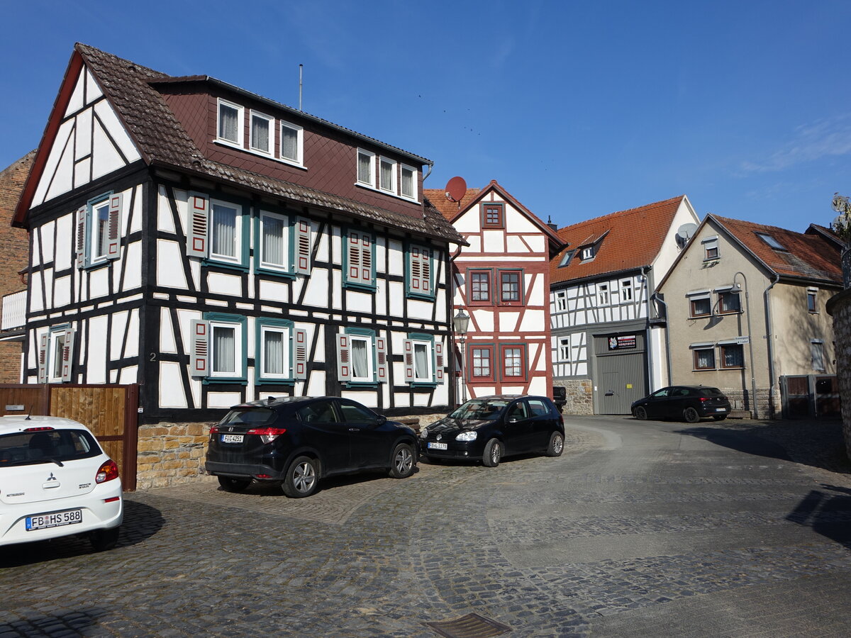 Nieder-Weisel, Fachwerkhuser am Marktplatz (12.03.2022)