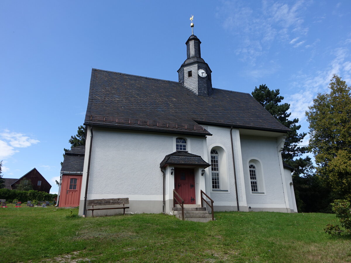Niedercrinitz, evangelische St. Michaelis Kirche, erbaut im 13. Jahrhundert (12.08.2023)