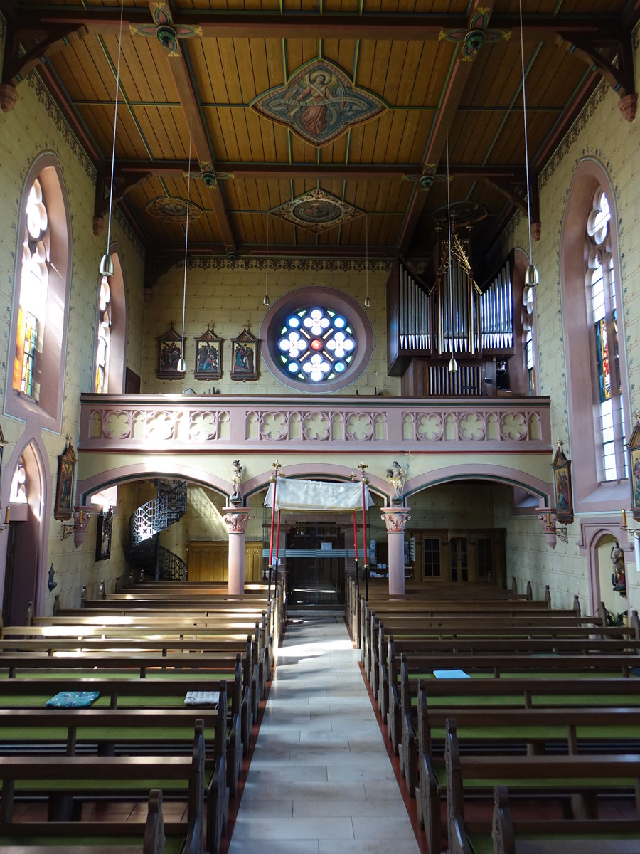 Niederlauer, Innenraum der kath. Pfarrkirche St. Katharina (08.07.2018)