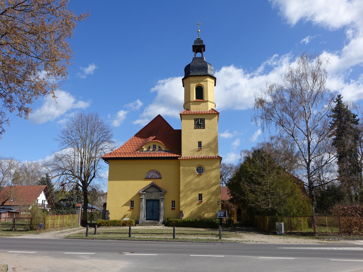 Niederlehme, evangelische Dorfkirche, erbaut von 1913 bis 1914 (07.04.2026)
