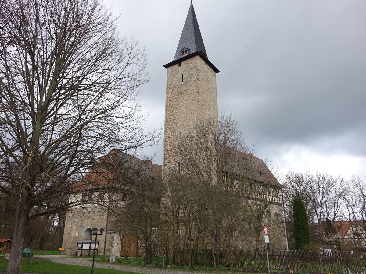 Niederrossla, Wasserburg, erbaut im 13. Jahrhundert (26.03.2023)