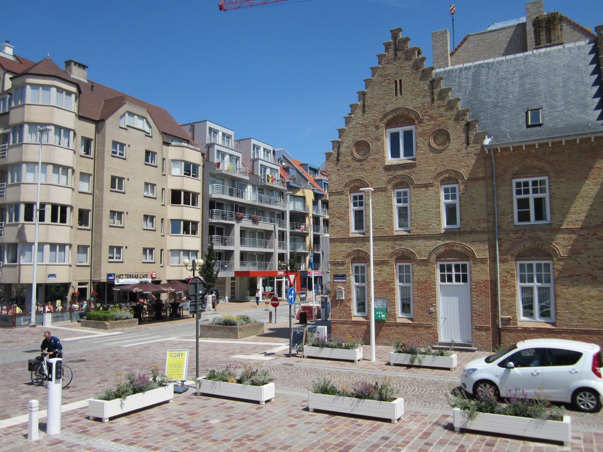 Nieuwpoort, St. Bernardusplein (02.07.2014)