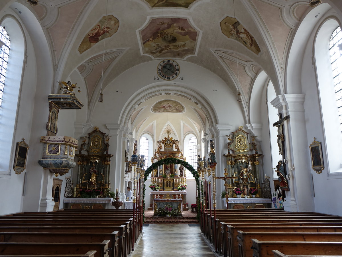 Niklasreuth, Altre und Kanzel in der St. Nikolaus Kirche, Ausstattung von 1779 (03.07.2016)