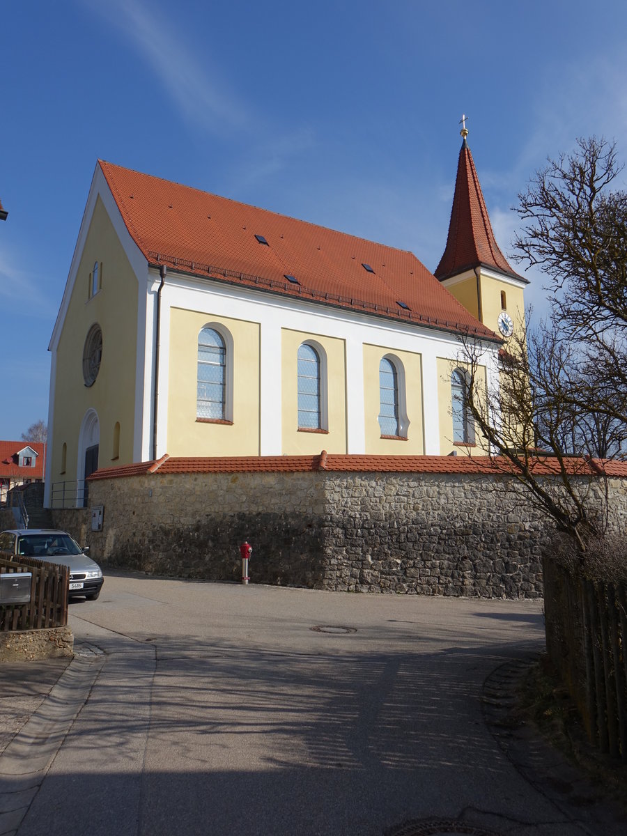 Nittendorf, Pfarrkirche St. Katharina, erbaut ab 1730, 1895 nach Westen erweitert (25.03.2018)