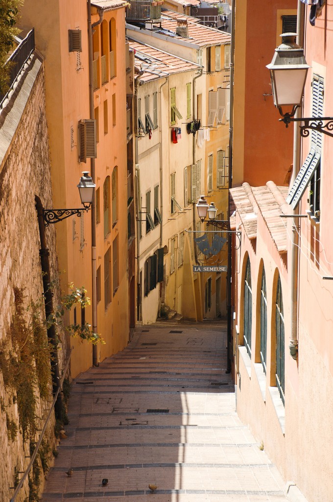 Nizza vom Mont Boron aus gesehen. Aufnahmedatum: 21. Juli 2015.