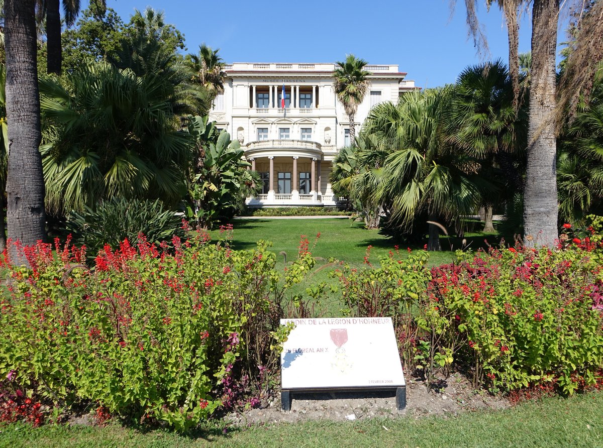 Nizza, Villa Massena an der Promenade des Anglais, erbaut von 1898 bis 1902 nach den Plnen des dnischen Architekten Hans-Georg Tersling (27.09.2017)