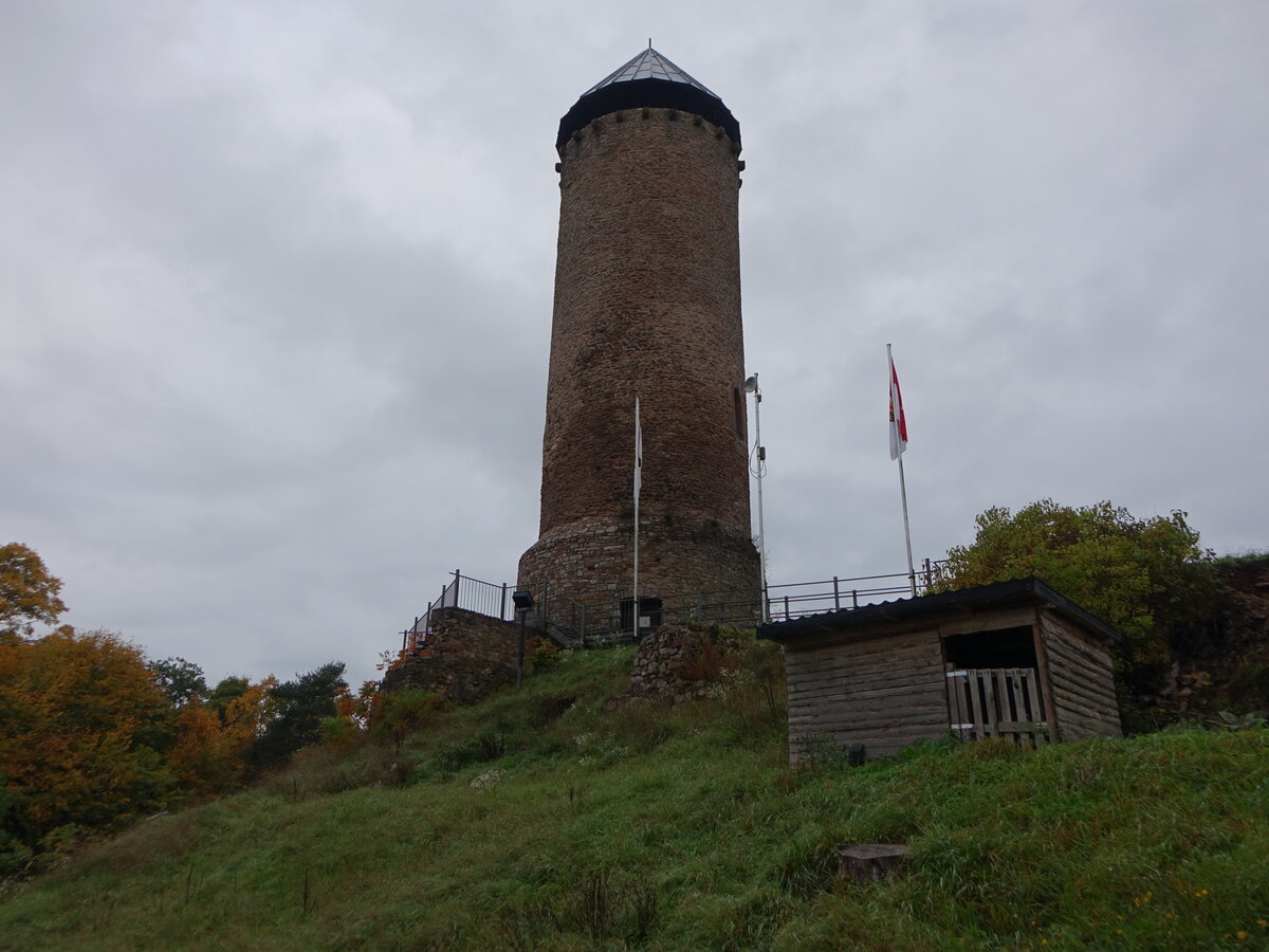 Nohfelden, Bergfried der Burg Veldenz, erbaut ab 1285 (09.10.2025)