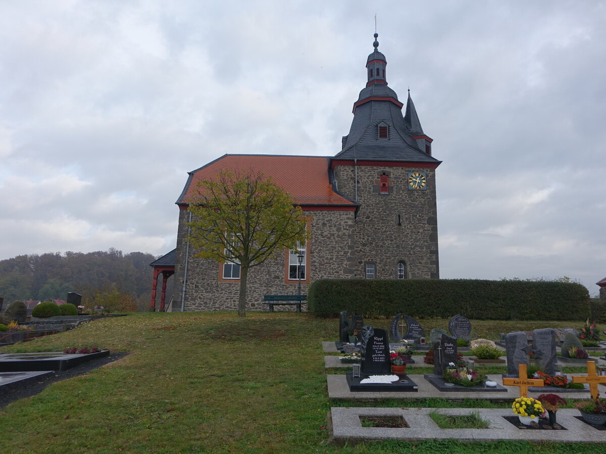 Nonnenroth, evangelische Kirche, Chorturm 13. Jahrhundert, Langschiff erbaut 1775 (31.10.2021)