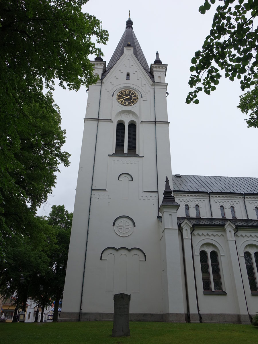 Nora, Ev. Kirche, neuromanische Basilika, erbaut von 1878 bis 1880 (17.06.2016)