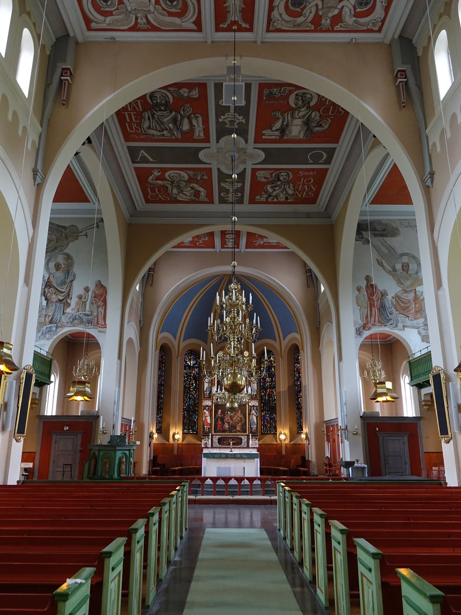 Nora, neuromanischer Innenraum der Ev. Kirche, Altar von 1684 (17.06.2016)