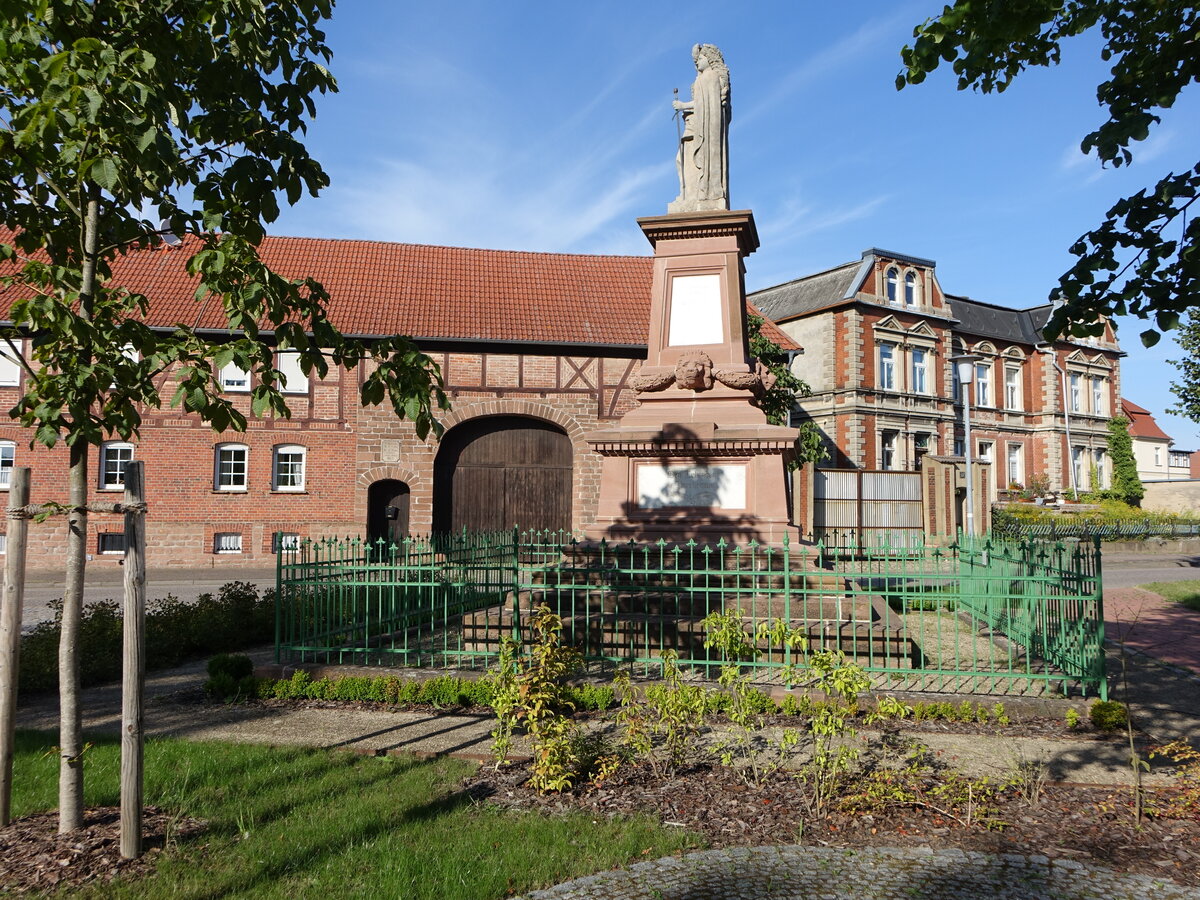 Nordgermersleben, Germania Statue von 1896 in der Krugstrae (11.08.2025)